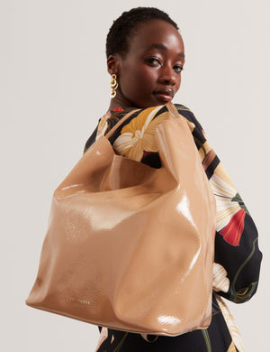 KAMILAA | CAMEL