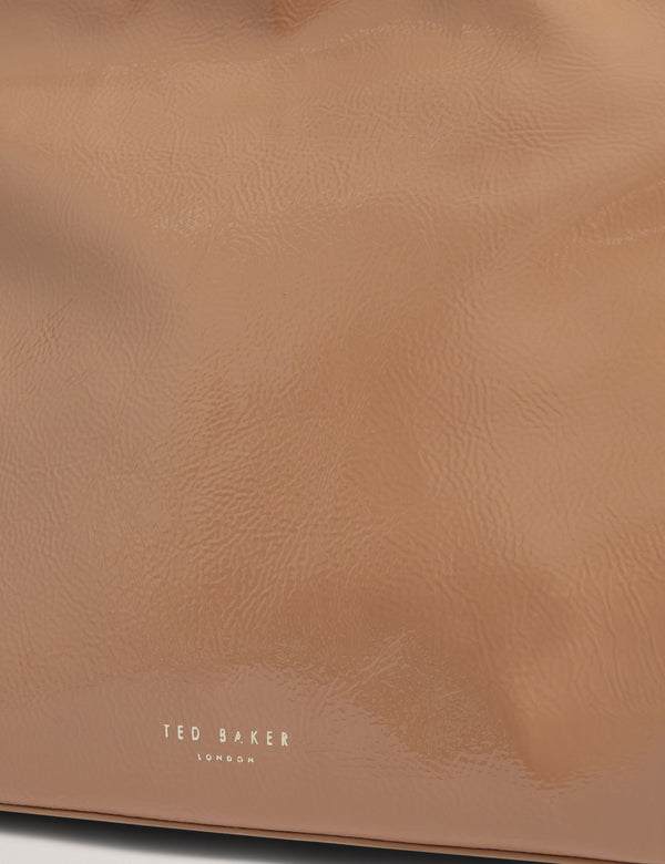 KAMILAA | CAMEL