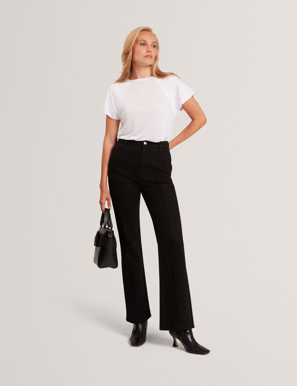 ARARE | BLACK