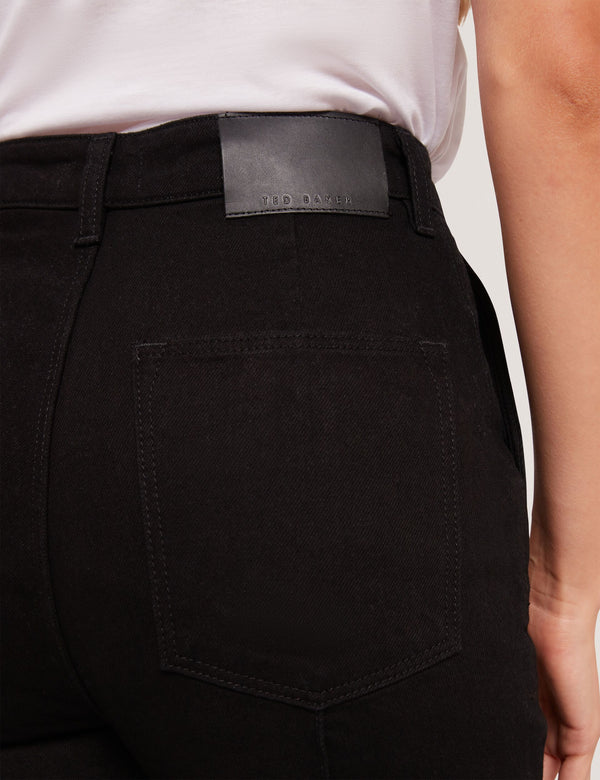 ARARE | BLACK