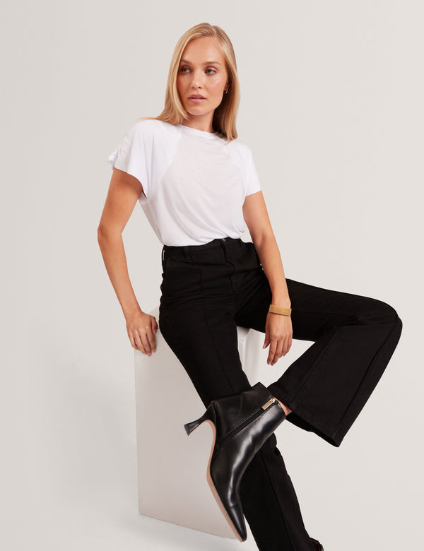 ARARE | BLACK