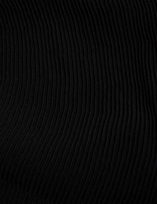SUUSAAN | BLACK