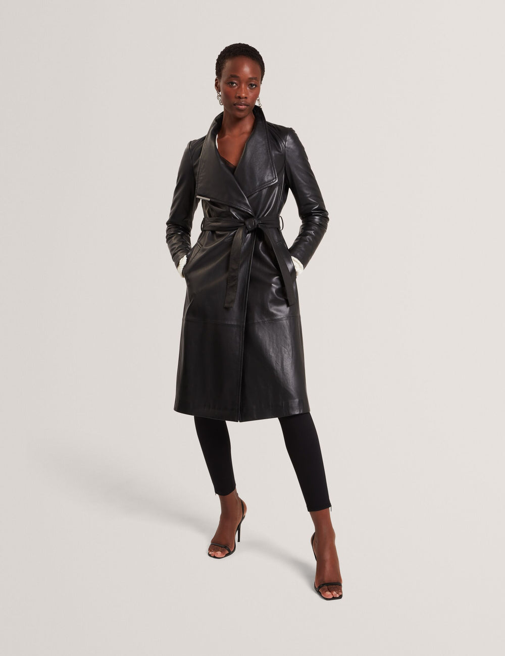 ROSMIA | BLACK
