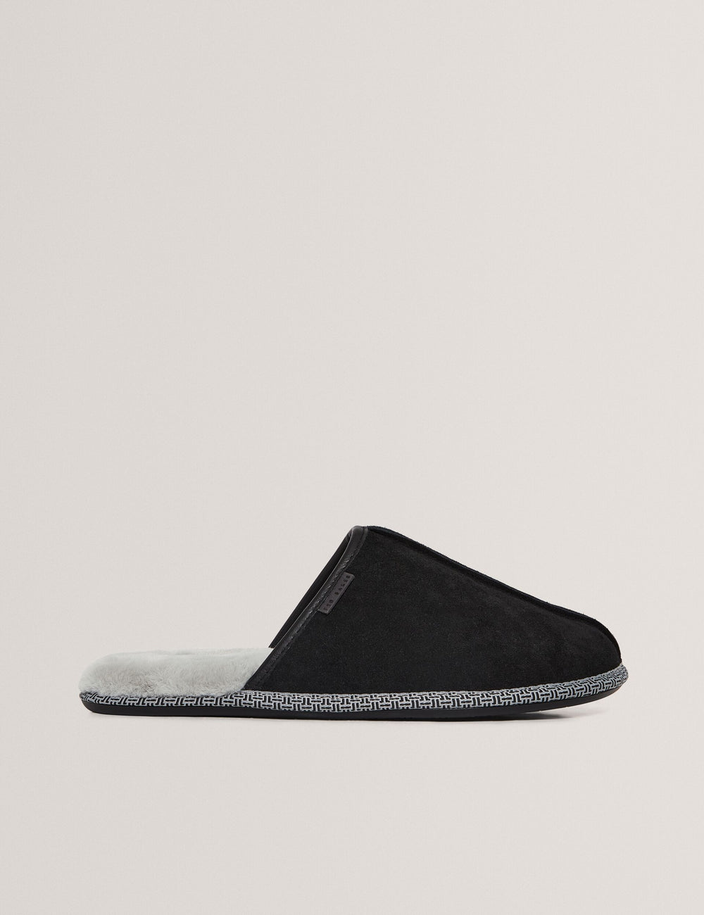 PETERR | BLACK