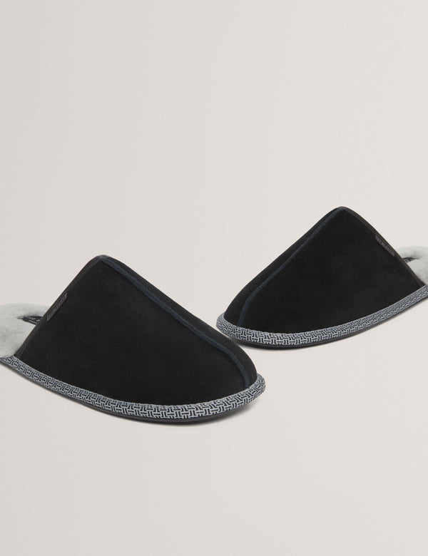 PETERR | BLACK