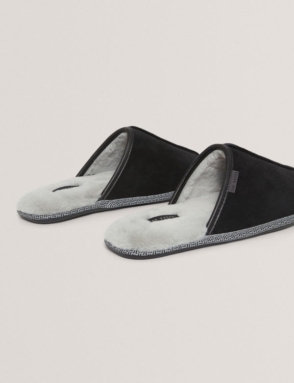 PETERR | BLACK