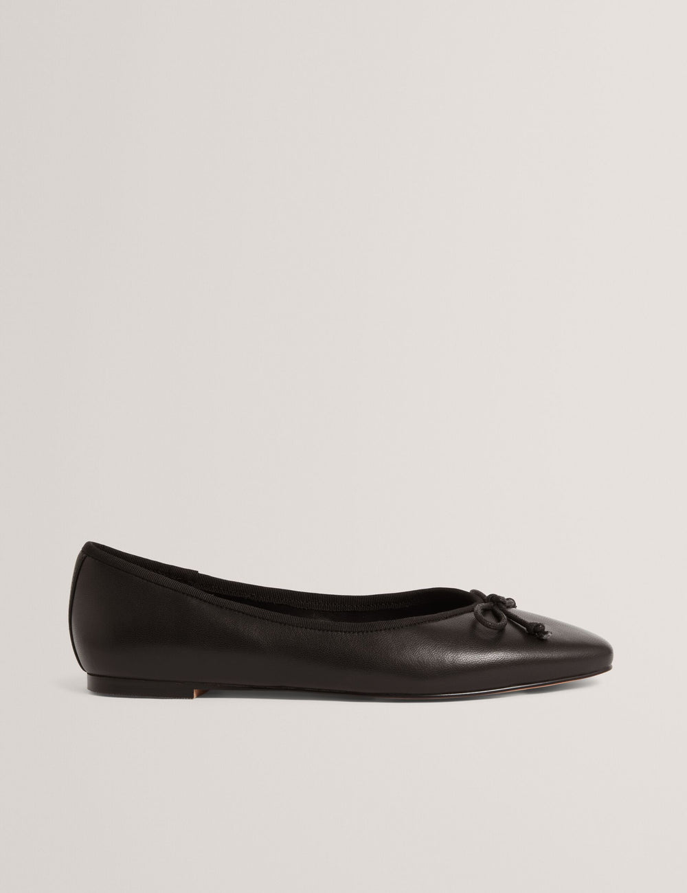 BALLERI | BLACK