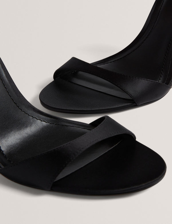 CRIISSY | BLACK