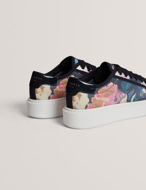 ZAIIRA | NAVY