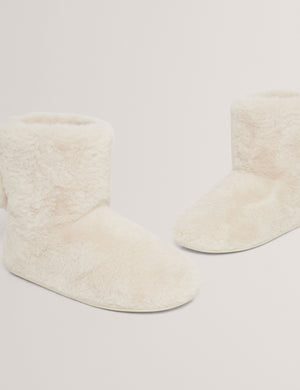 HAMONDA | IVORY