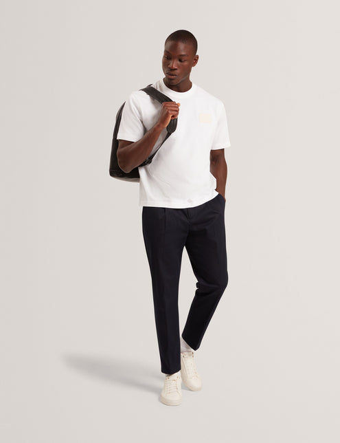 LUCKA | WHITE