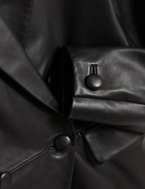 EJOTE | BLACK