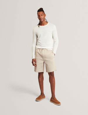 YAEN | WHITE