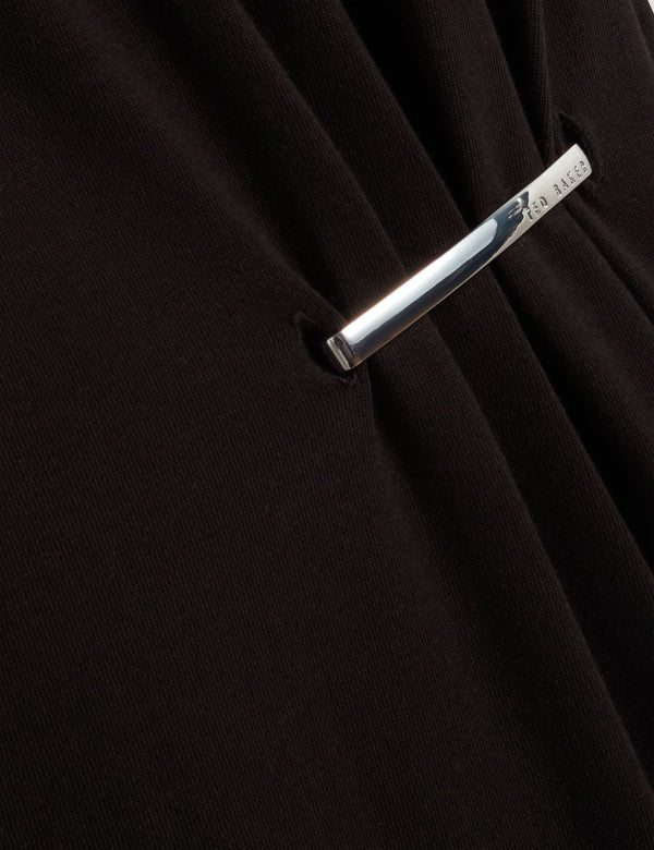 HESSIE | BLACK
