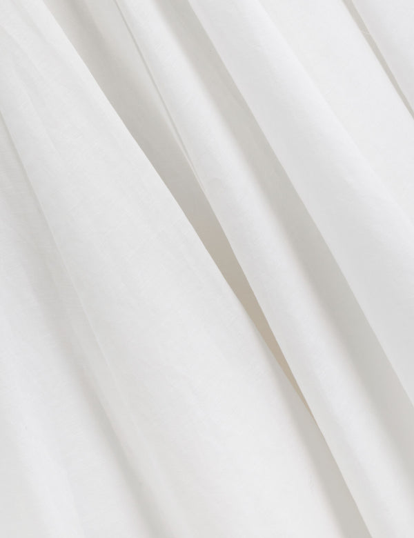 ADDISA | WHITE
