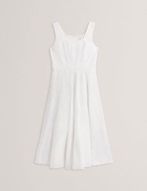 ADDISA | WHITE