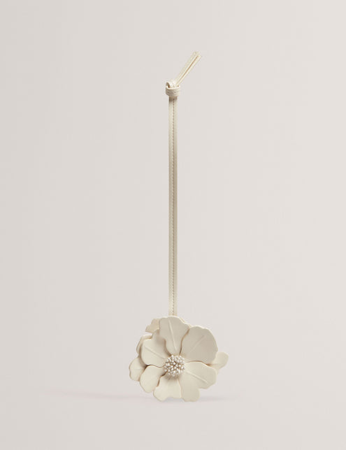 FLORIIS | IVORY