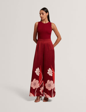 IZENY | DARK RED