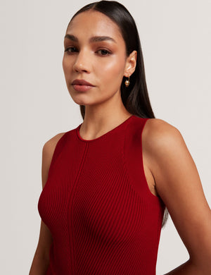 IZENY | DARK RED