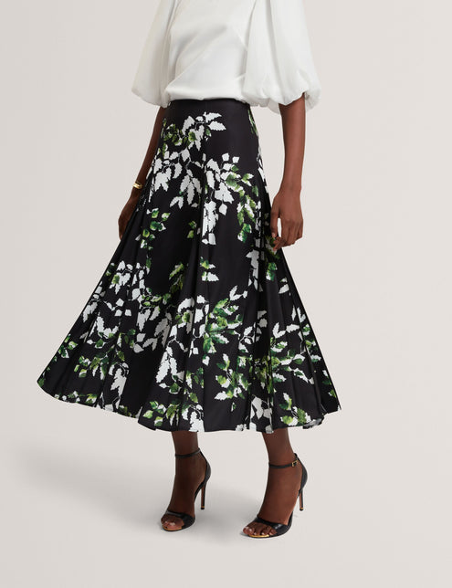 NOVAI | BLACK