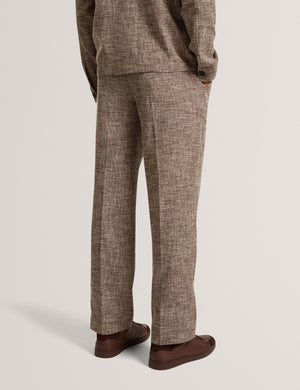 DEMARCT | BROWN