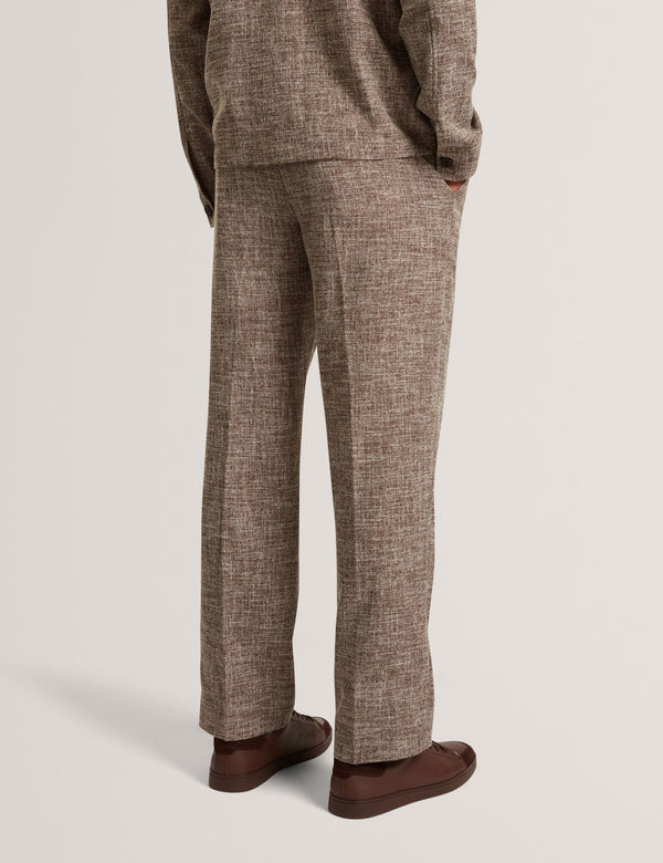 DEMARCT | BROWN
