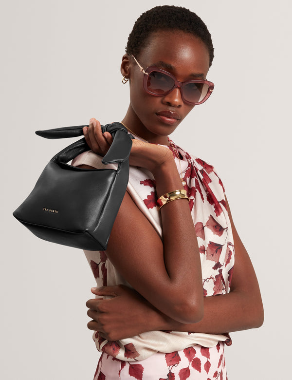 NIYAL | BLACK