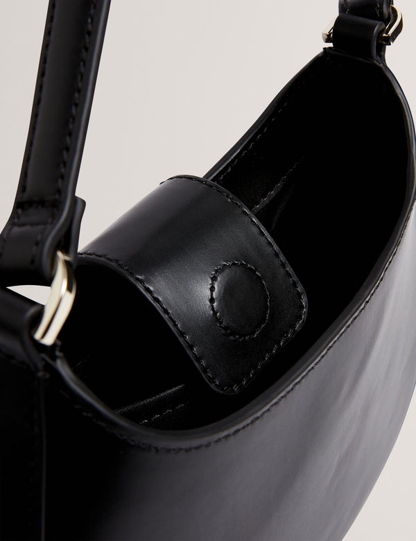 CURLA | BLACK