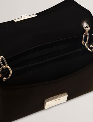 DENIE | BLACK