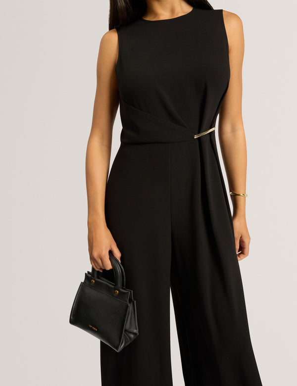 RONIAA | BLACK