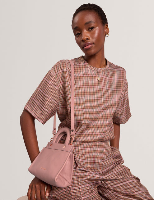 RONIAA | PALE PINK