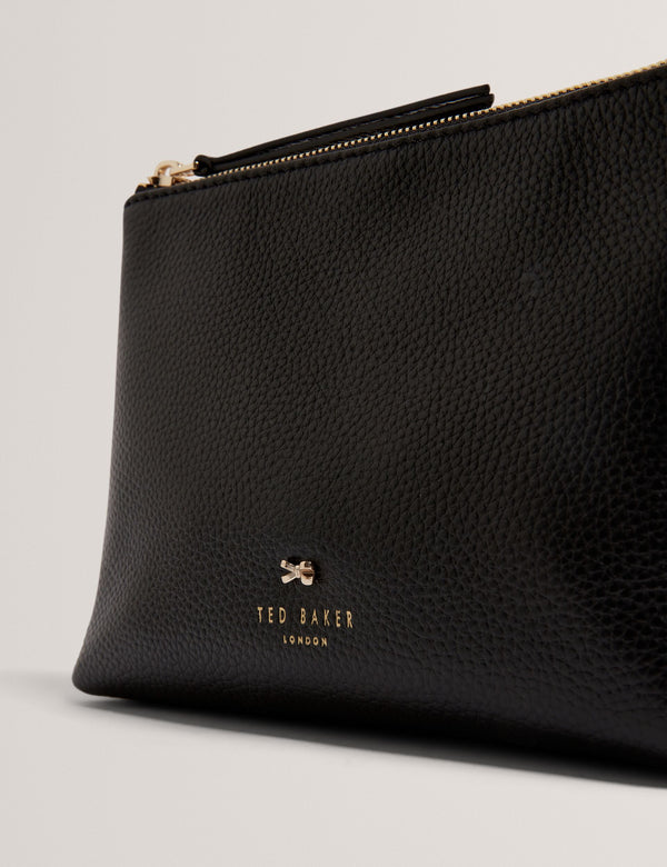 MANII | BLACK