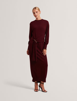 VERIKKA | MAROON