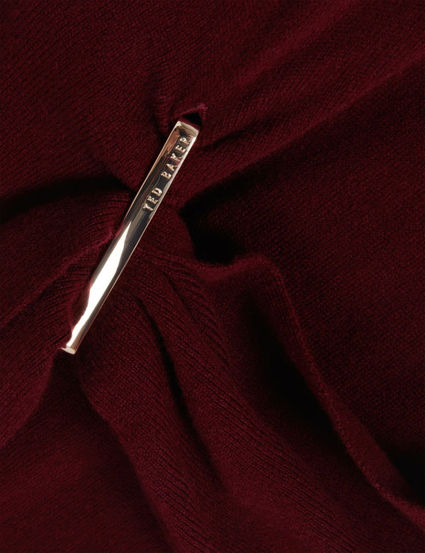VERIKKA | MAROON