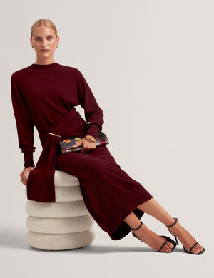 VERIKKA | MAROON