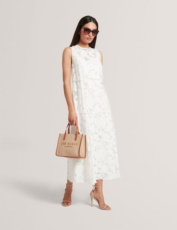 BAYIIA | WHITE