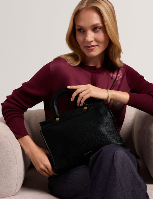 ROLLIA | BLACK