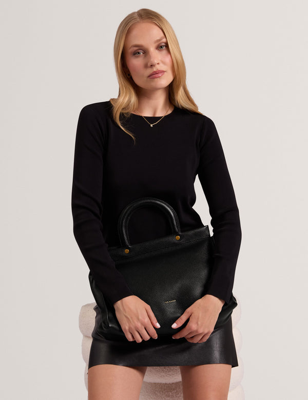 RETTIA | BLACK