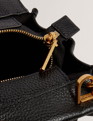 RETTIA | BLACK