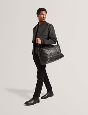 LARRII | BLACK