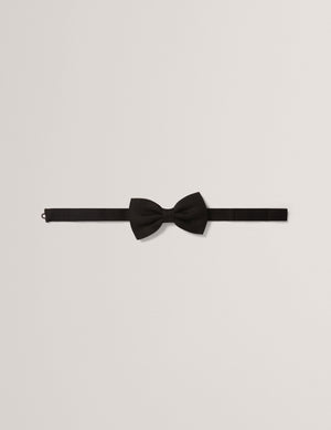 HEARNEE | BLACK