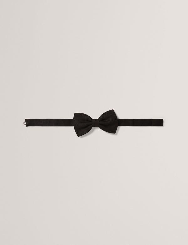 HEARNEE | BLACK