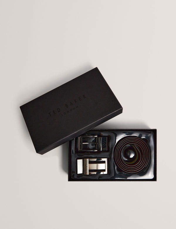 DEESHI | BLACK