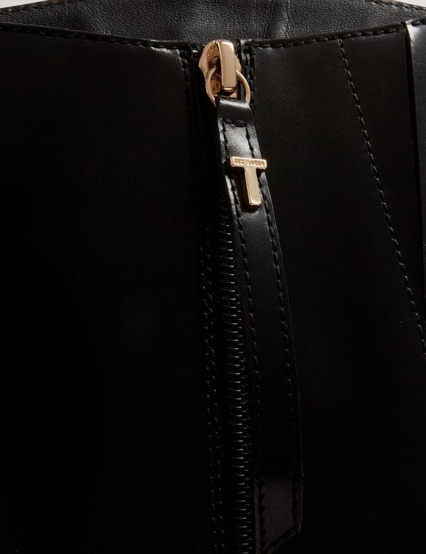 AMBLI | BLACK