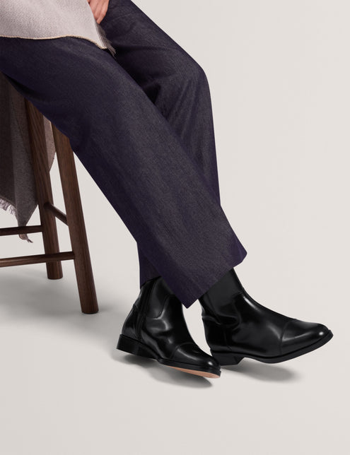 AABSA | BLACK