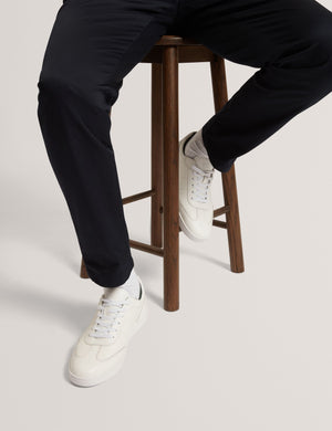 DOLNEY | WHITE