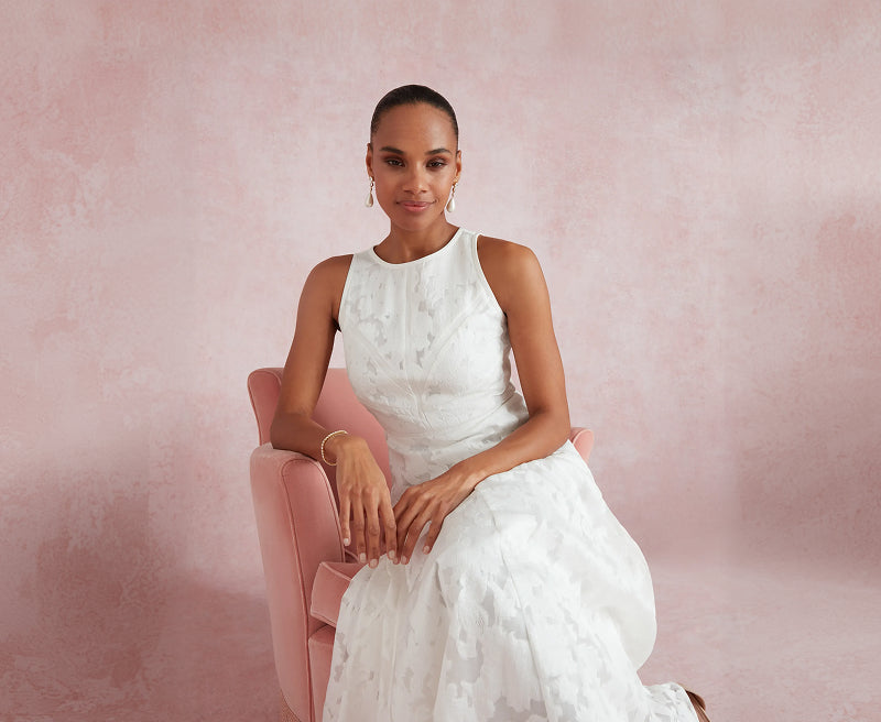 THE WEDDING CAPSULE