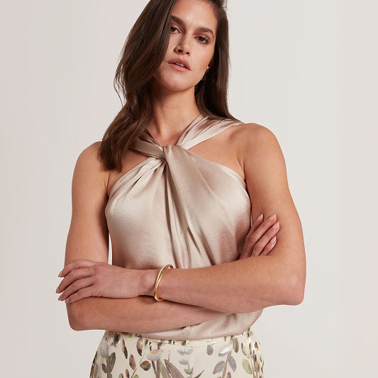 WOMEN'S SALE CLOTHING