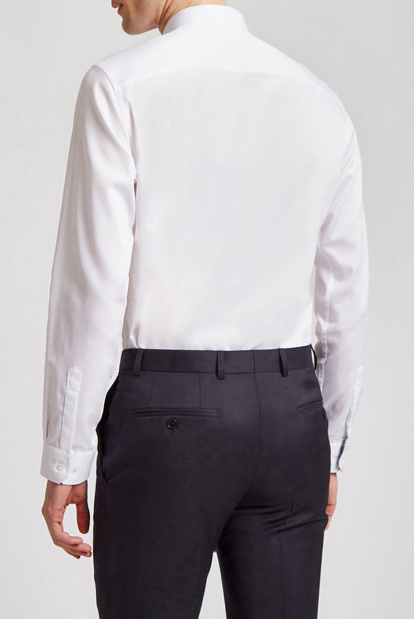 HOLMER | WHITE