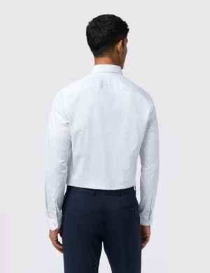 BLUME | WHITE
